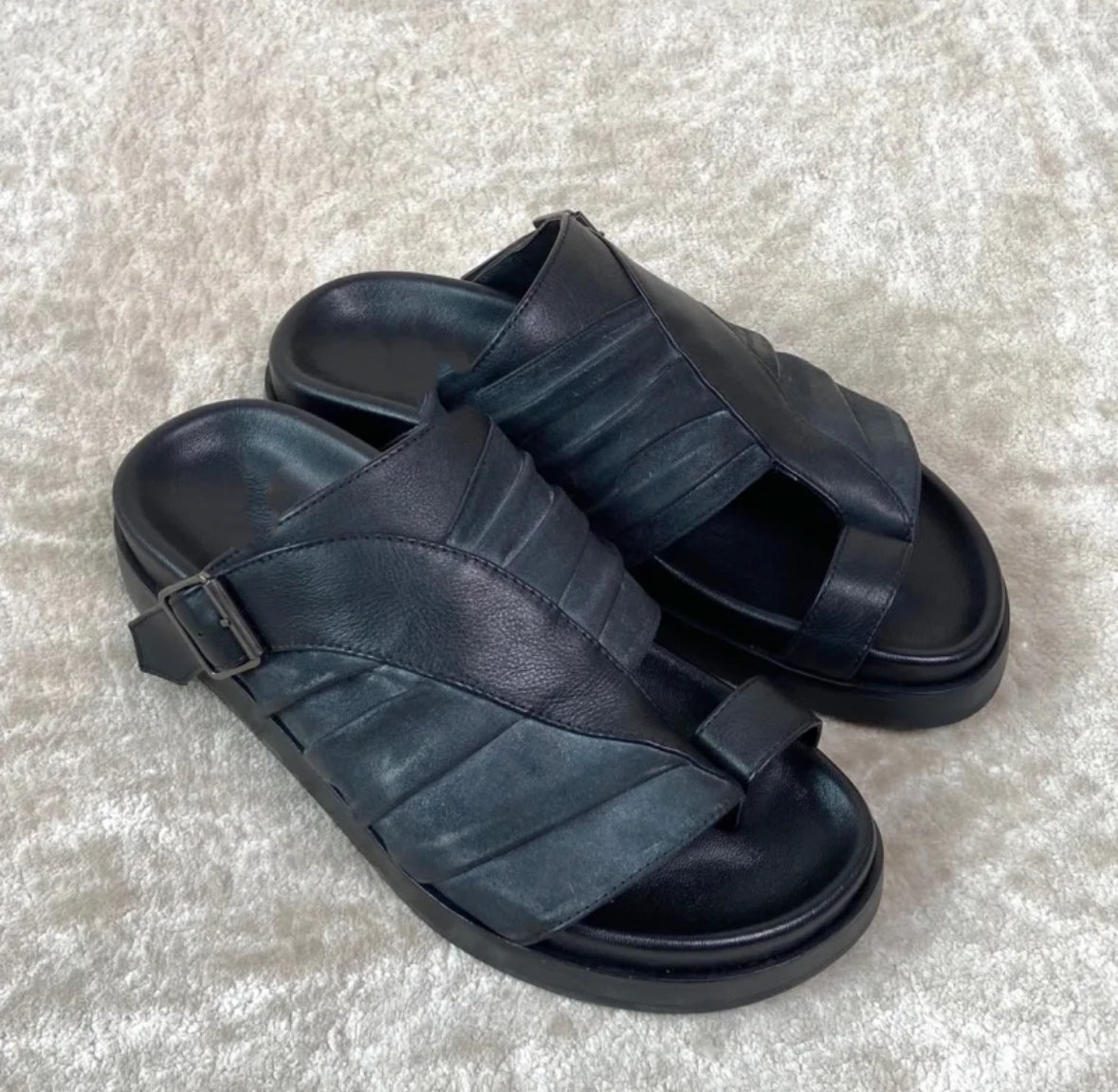 Kiko - Sandals (38EU)