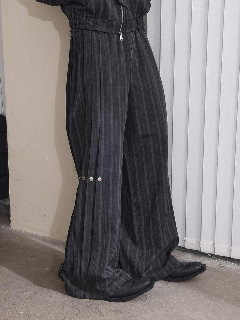 Loge - Striped Pleated Pants